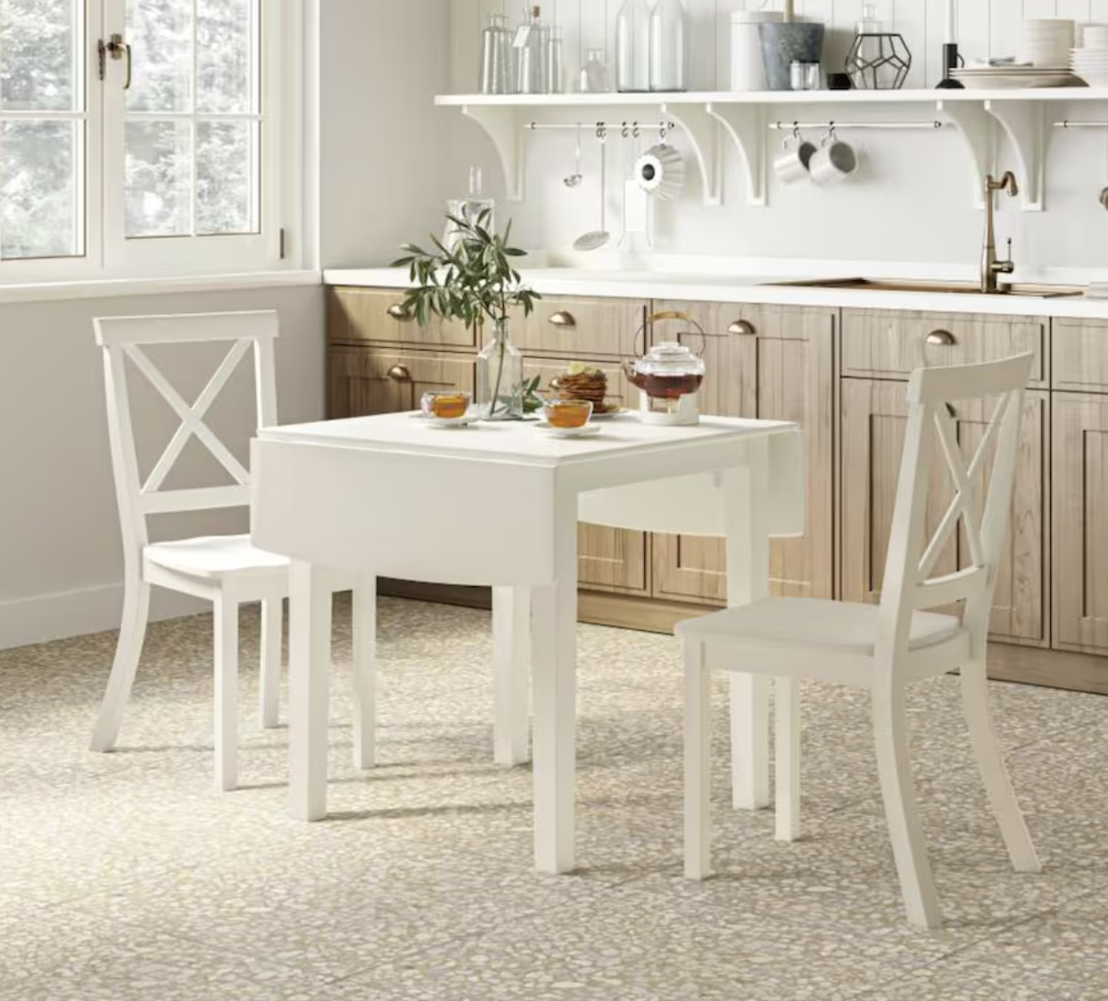 Dining Sets for Small Spaces: Spotlight on 3-Piece Sets