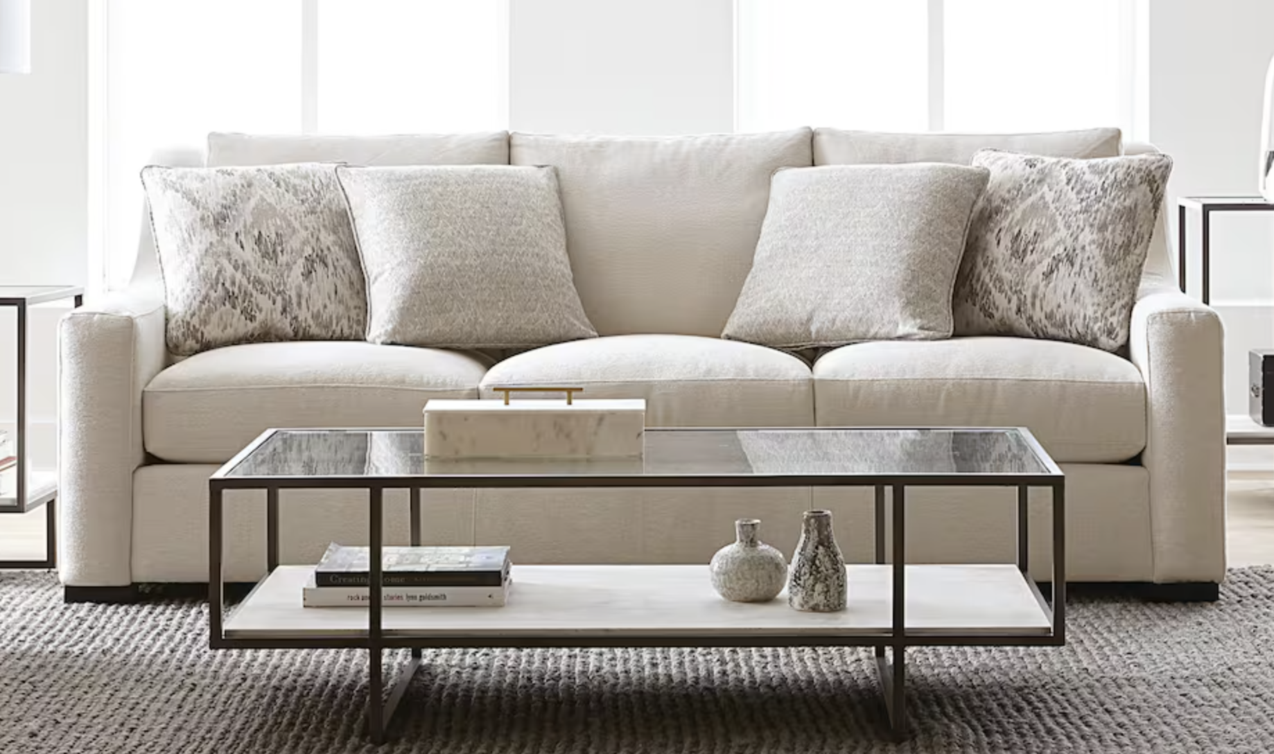 The Ultimate Guide to Choosing the Perfect Sofa for Your Home