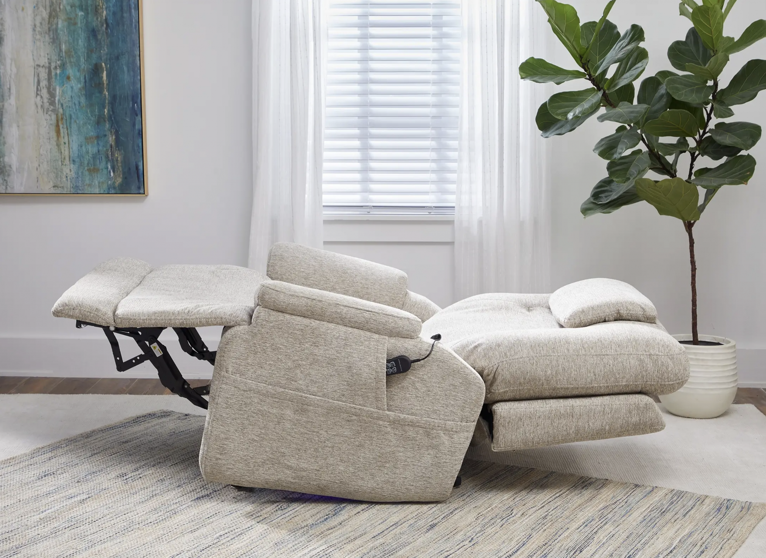 Experience the Ultimate in Comfort with Zero Gravity Recliners at Cardi’s Furniture & Mattresses