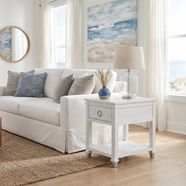 Chairside & End Tables