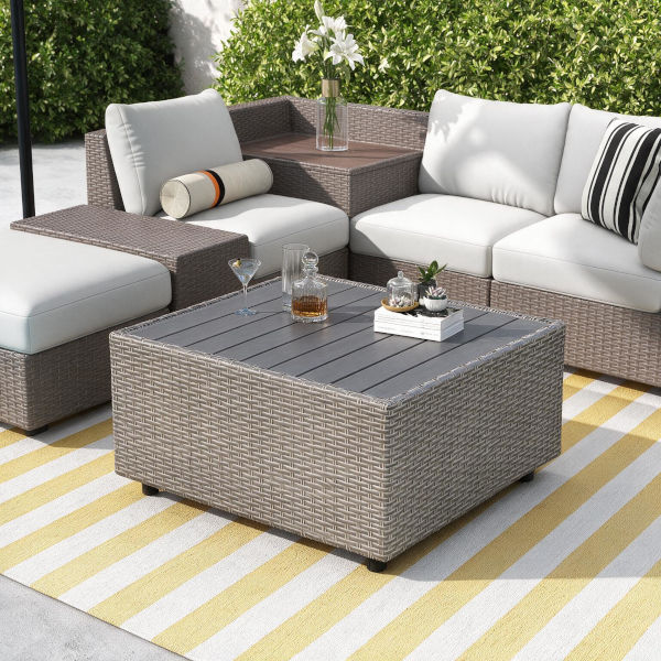 Outdoor Cocktail Tables